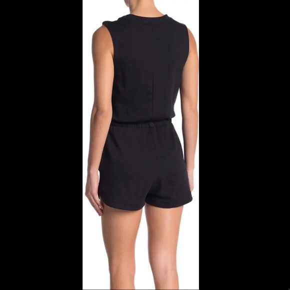SOLD BNWT Nike Sleeveless Button Short Romper - Picture 2 of 3